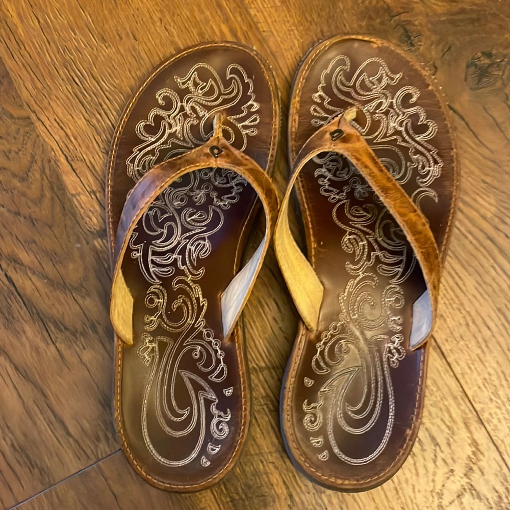 Olukai Paniolo sandals